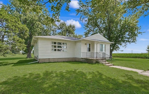 Tiny photo for 396 N 100e Road, Gibson City, IL 60936 (MLS # 12719976)