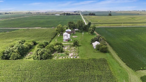 Tiny photo for 396 N 100e Road, Gibson City, IL 60936 (MLS # 12719976)
