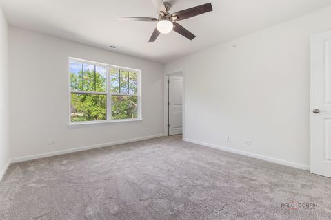 Tiny photo for 23084 N Prairie Lane, Lincolnshire, IL 60069 (MLS # 12669250)