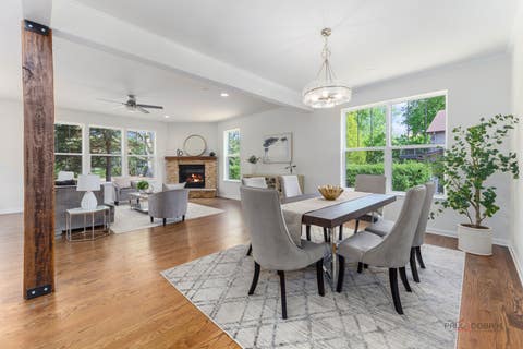 Tiny photo for 23084 N Prairie Lane, Lincolnshire, IL 60069 (MLS # 12669250)
