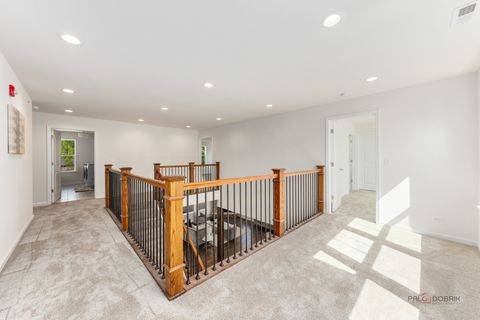 Tiny photo for 23084 N Prairie Lane, Lincolnshire, IL 60069 (MLS # 12669250)