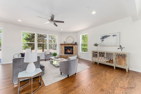 Tiny photo for 23084 N Prairie Lane, Lincolnshire, IL 60069 (MLS # 12669250)