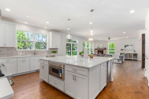 Tiny photo for 23084 N Prairie Lane, Lincolnshire, IL 60069 (MLS # 12669250)