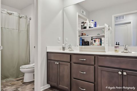Tiny photo for 6901 Spruce Court, Wonder Lake, IL 60097 (MLS # 12663240)