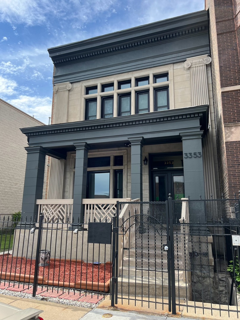 3353 W WARREN Boulevard GR