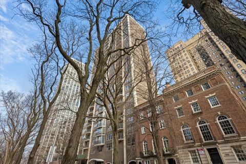 Photo of 1515 N Astor Street #18A, Chicago, IL 60610 (MLS # 12531945)