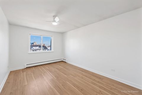 Tiny photo for 8802 Briar Court #3A, Des Plaines, IL 60016 (MLS # 12532978)