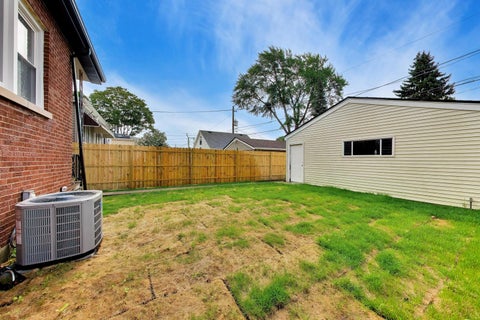 Tiny photo for 4911 W Argyle Street, Chicago, IL 60630 (MLS # 12723949)