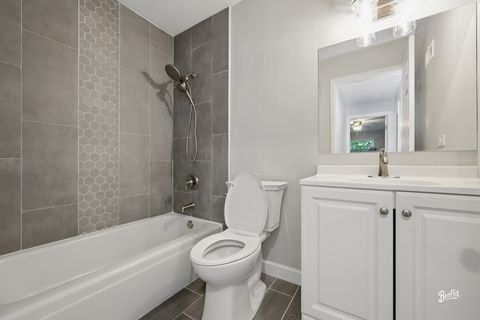 Tiny photo for 5500 Carriageway Drive #213, Rolling Meadows, IL 60008 (MLS # 12379515)