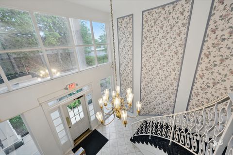 Tiny photo for 5500 Carriageway Drive #213, Rolling Meadows, IL 60008 (MLS # 12379515)