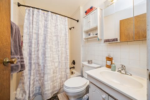 Tiny photo for 7231 Wolf Road #310C, Indian Head Park, IL 60525 (MLS # 12487728)