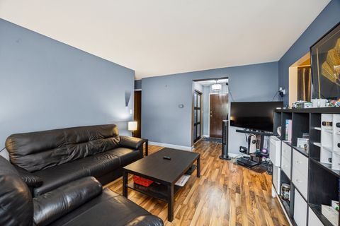 Tiny photo for 7231 Wolf Road #310C, Indian Head Park, IL 60525 (MLS # 12487728)