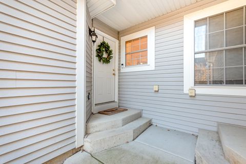 Tiny photo for 1031 N Earls Court, Palatine, IL 60067 (MLS # 12514981)