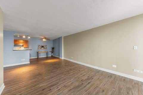 Tiny photo for 1043 S York Road #308, Bensenville, IL 60106 (MLS # 12672191)