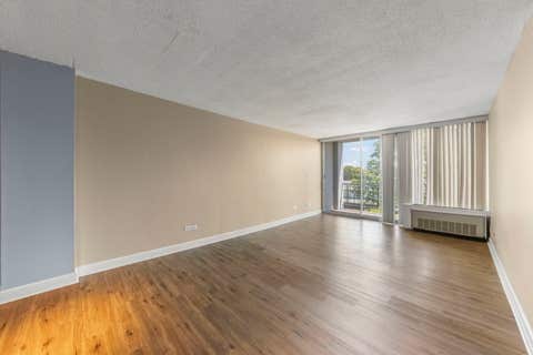 Tiny photo for 1043 S York Road #308, Bensenville, IL 60106 (MLS # 12672191)