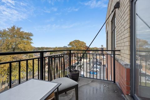 Tiny photo for 7700 W North Avenue #5A, Elmwood Park, IL 60707 (MLS # 12518226)