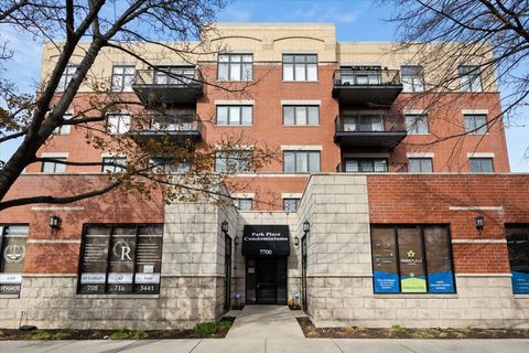Photo of 7700 W North Avenue #5A, Elmwood Park, IL 60707 (MLS # 12518226)
