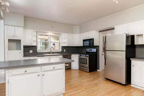 Tiny photo for 2310 Broadway, Rockford, IL 61104 (MLS # 12514822)