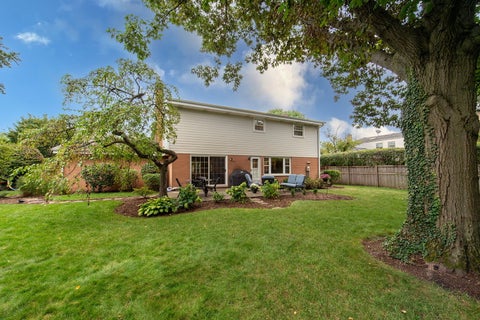 Tiny photo for 1722 Ivy Lane, Northbrook, IL 60062 (MLS # 12768395)