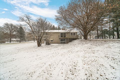 A home in St. Charles