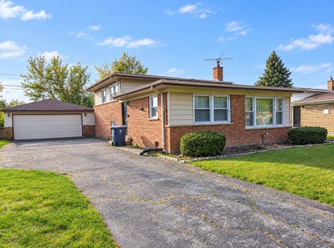 Photo of 404 Westgate Avenue, Chicago Heights, IL 60411 (MLS # 12758484)