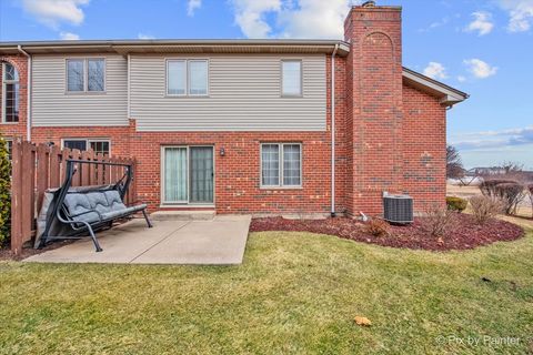 Tiny photo for 9213 Kylemore Court, Tinley Park, IL 60487 (MLS # 12577508)