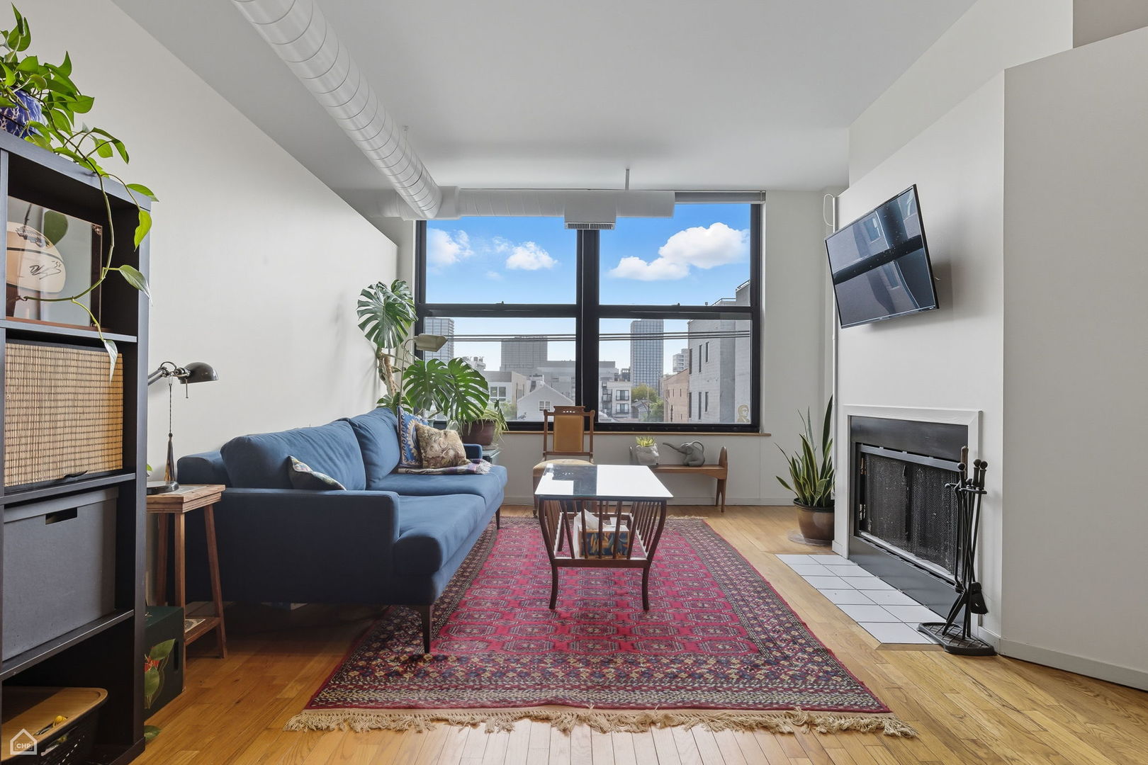 525 N Ada Street 43