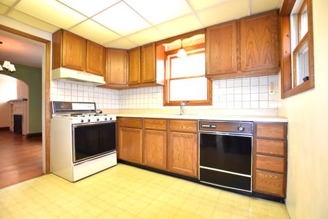 Tiny photo for 534 S Oakland Avenue, Villa Park, IL 60181 (MLS # 12523119)