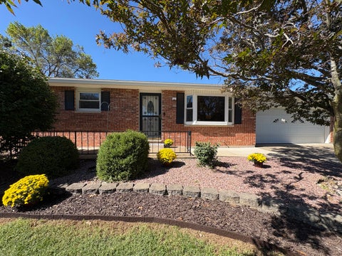 Photo of 2310 Mary Lane, Quincy, IL 62305 (MLS # 12770573)