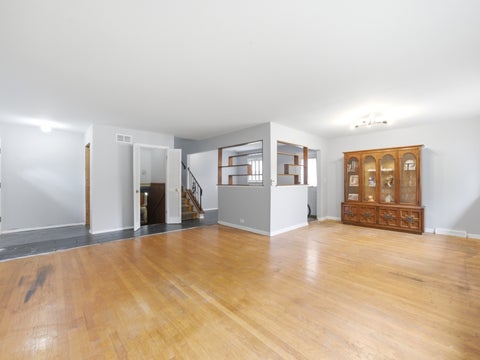 Tiny photo for 8113 CENTRAL Avenue, Morton Grove, IL 60053 (MLS # 12728817)