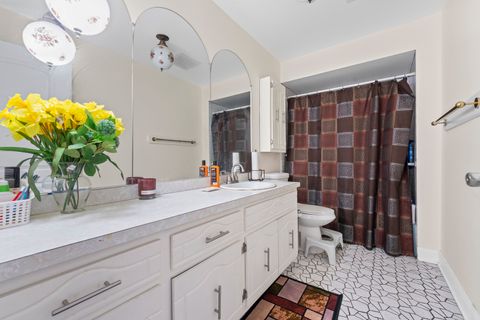 Tiny photo for 9109 Crescent Court, Oak Lawn, IL 60453 (MLS # 12546075)