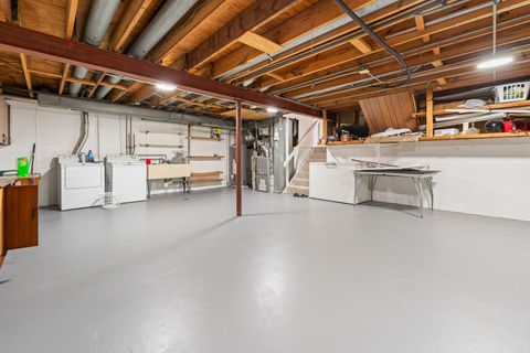 Tiny photo for 9109 Crescent Court, Oak Lawn, IL 60453 (MLS # 12546075)