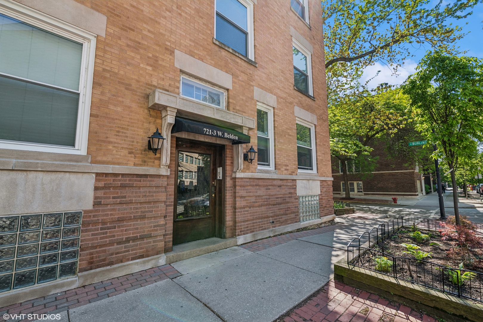 723 W Belden Avenue 3