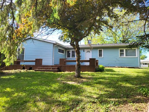 Tiny photo for 18705 W Ash Drive, Gurnee, IL 60031 (MLS # 12377143)