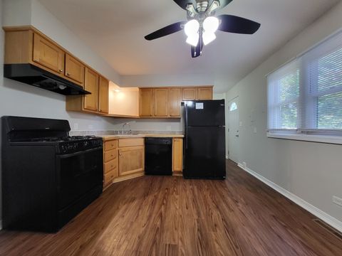 Tiny photo for 18705 W Ash Drive, Gurnee, IL 60031 (MLS # 12377143)
