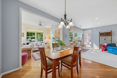 Tiny photo for 2541 Harvest Valley Ln, Elgin, IL 60124 (MLS # 12482796)