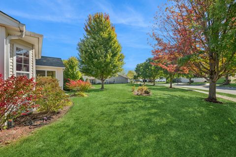 Tiny photo for 2541 Harvest Valley Ln, Elgin, IL 60124 (MLS # 12482796)