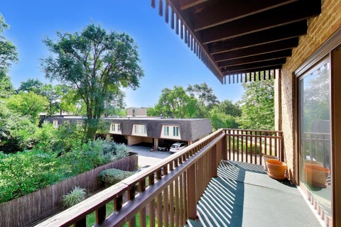 Tiny photo for 1845 Tanglewood Drive #3D, Glenview, IL 60025 (MLS # 12750484)