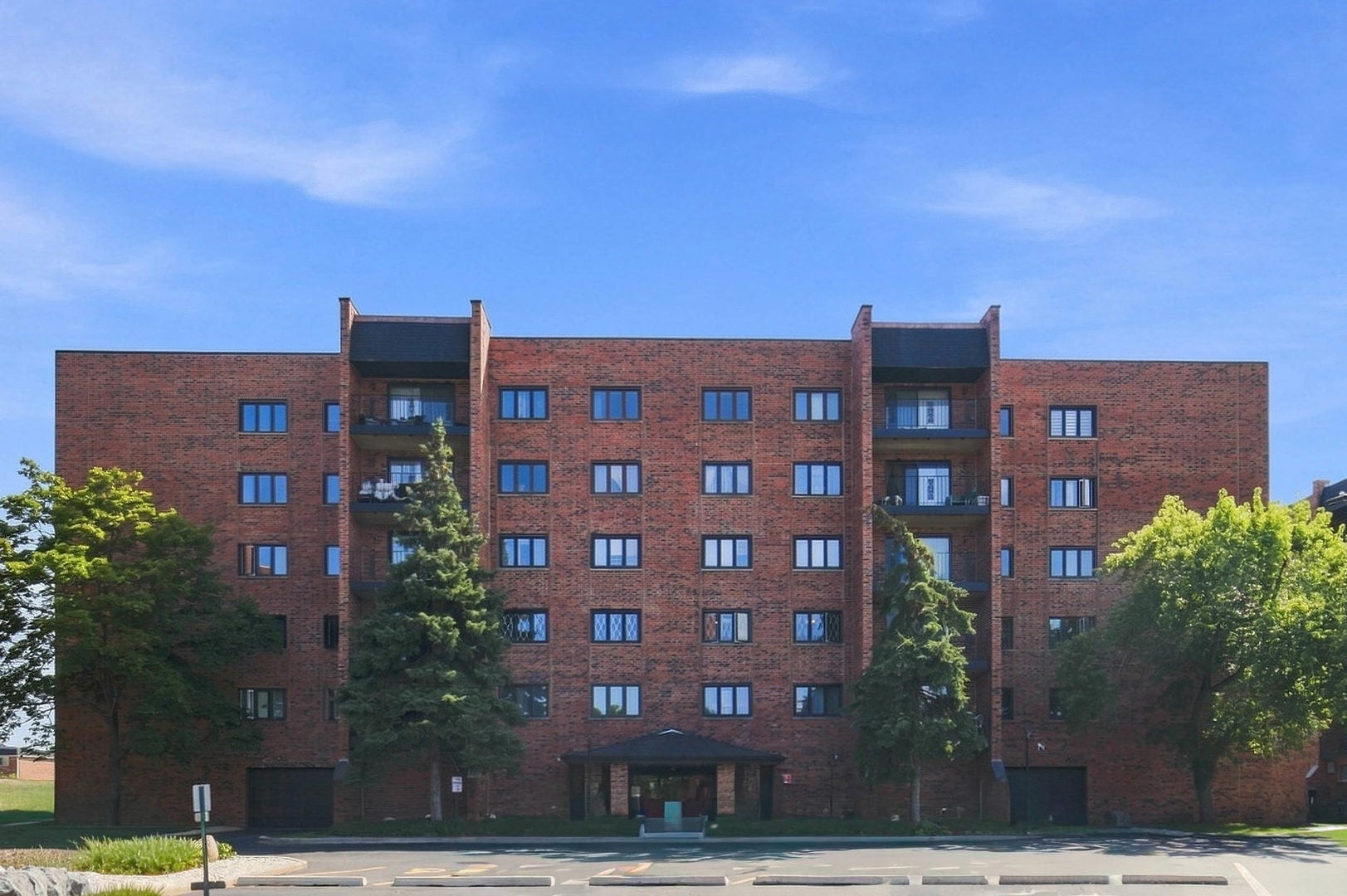 9357 Landings Lane 401