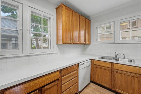 Tiny photo for 24 N Belmont Avenue, Arlington Heights, IL 60004 (MLS # 12724333)