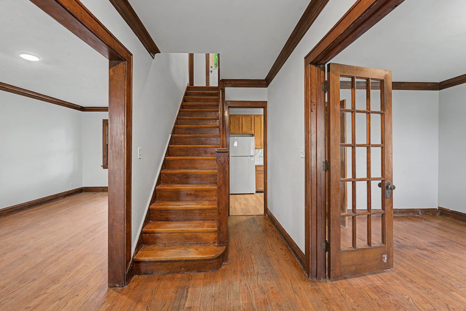 24 N Belmont Avenue