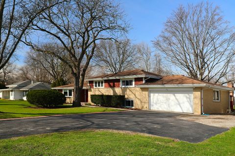 270 S Lambert Road Glen Ellyn IL 60137