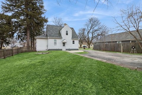 Tiny photo for 139 Elm Street, DeKalb, IL 60115 (MLS # 12573233)