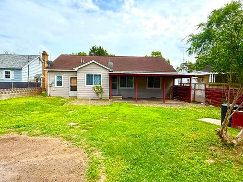 Tiny photo for 2116 Clay Street, Murphysboro, IL 62966 (MLS # 12672993)