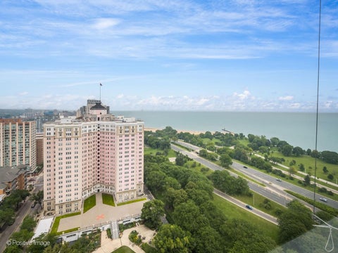 Tiny photo for 5455 N Sheridan Road #2907, Chicago, IL 60640 (MLS # 12744053)