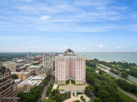 Tiny photo for 5455 N Sheridan Road #2907, Chicago, IL 60640 (MLS # 12744053)