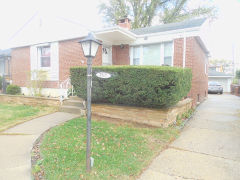 A home in North Riverside