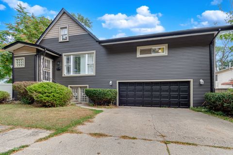 Tiny photo for 8821 S PRINCETON Avenue, Chicago, IL 60620 (MLS # 12487239)