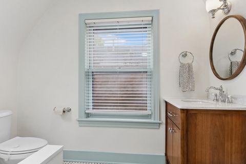 Tiny photo for 303 N Willow Road, Elmhurst, IL 60126 (MLS # 12634456)