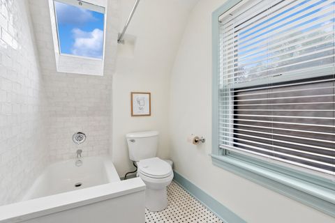 Tiny photo for 303 N Willow Road, Elmhurst, IL 60126 (MLS # 12634456)